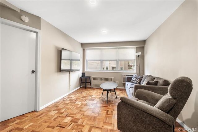 33 Barker Avenue 2J, White Plains, NY 10601