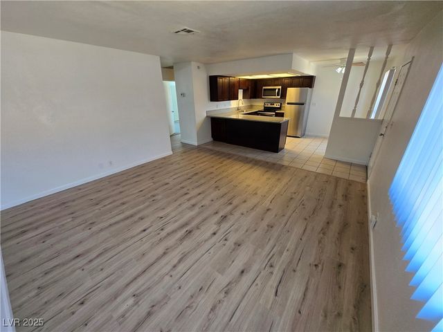 4300 North Lamont Street 261, Las Vegas, NV 89115