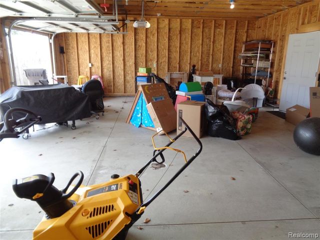 2145 4th Street, Trenton, MI 48183