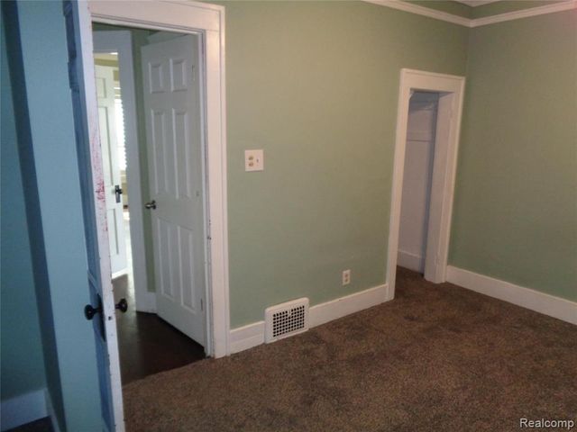 2145 4th Street, Trenton, MI 48183