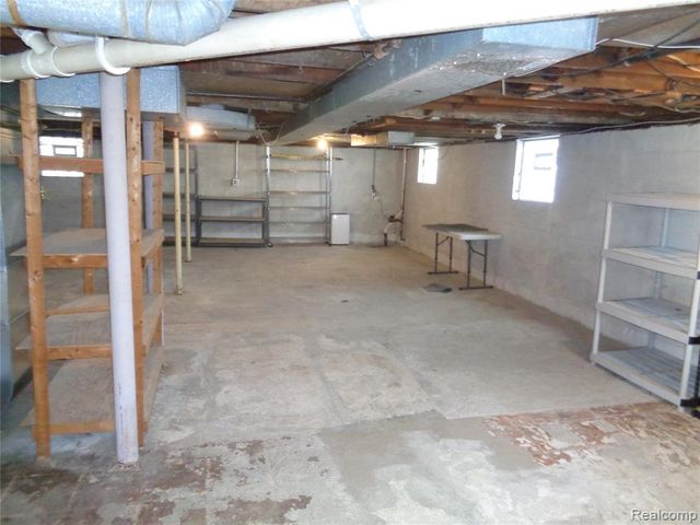 2145 4th Street, Trenton, MI 48183