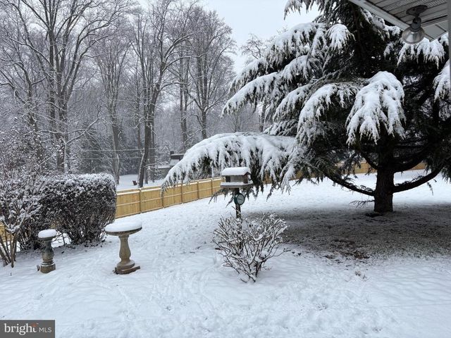 20 MINNICK RD, Inwood, WV 25428