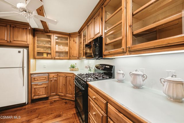 5676 Colodny Drive, Agoura Hills, CA 91301