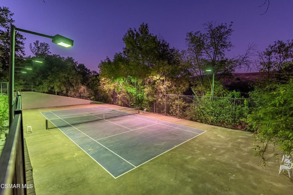 Image 18 of property listing at 5676 Colodny Drive, Agoura Hills, CA 91301