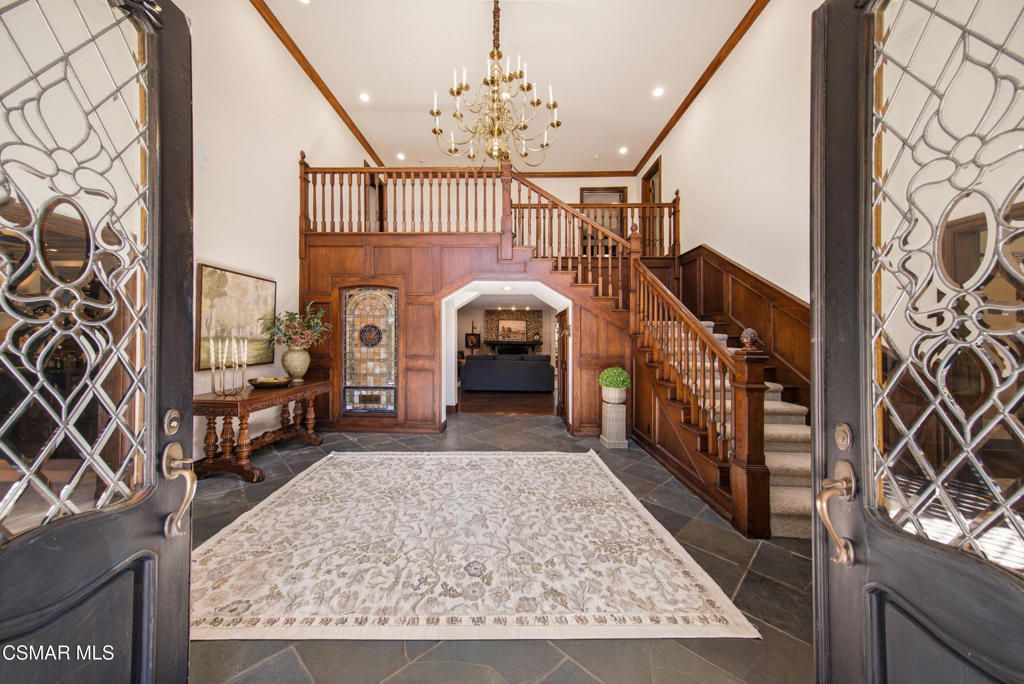 Image 24 of property listing at 5676 Colodny Drive, Agoura Hills, CA 91301