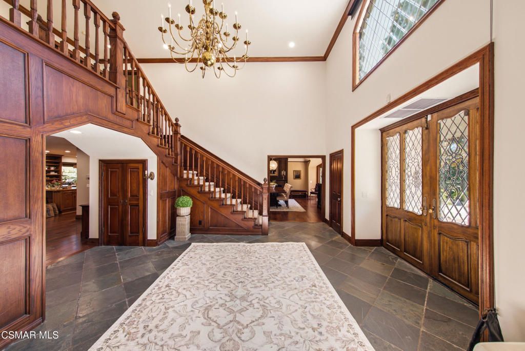 Image 25 of property listing at 5676 Colodny Drive, Agoura Hills, CA 91301