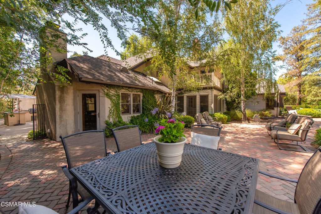 Image 41 of property listing at 5676 Colodny Drive, Agoura Hills, CA 91301