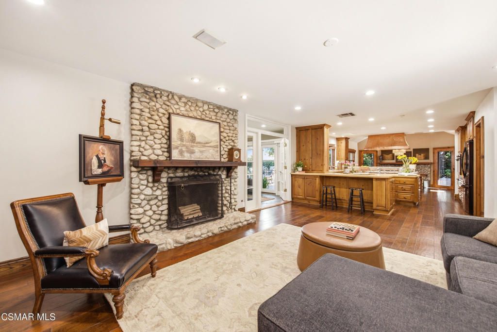 Image 48 of property listing at 5676 Colodny Drive, Agoura Hills, CA 91301