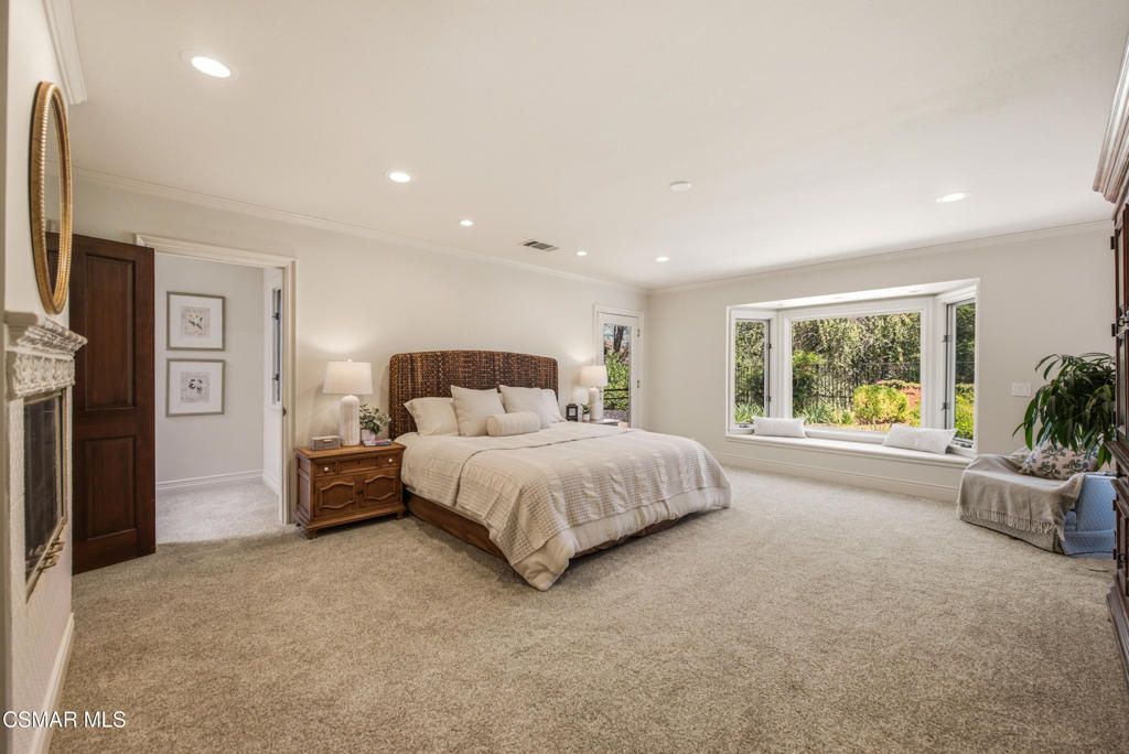 Image 51 of property listing at 5676 Colodny Drive, Agoura Hills, CA 91301