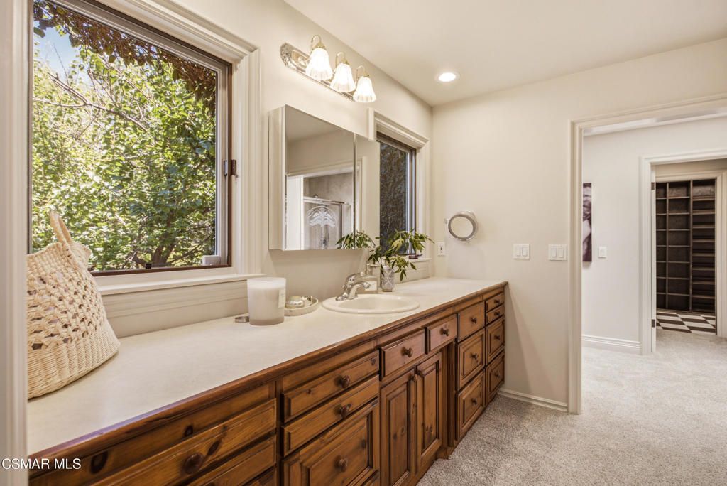 Image 53 of property listing at 5676 Colodny Drive, Agoura Hills, CA 91301