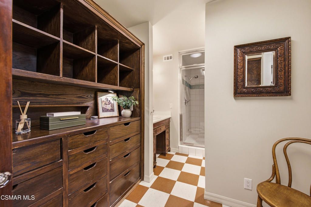 Image 57 of property listing at 5676 Colodny Drive, Agoura Hills, CA 91301