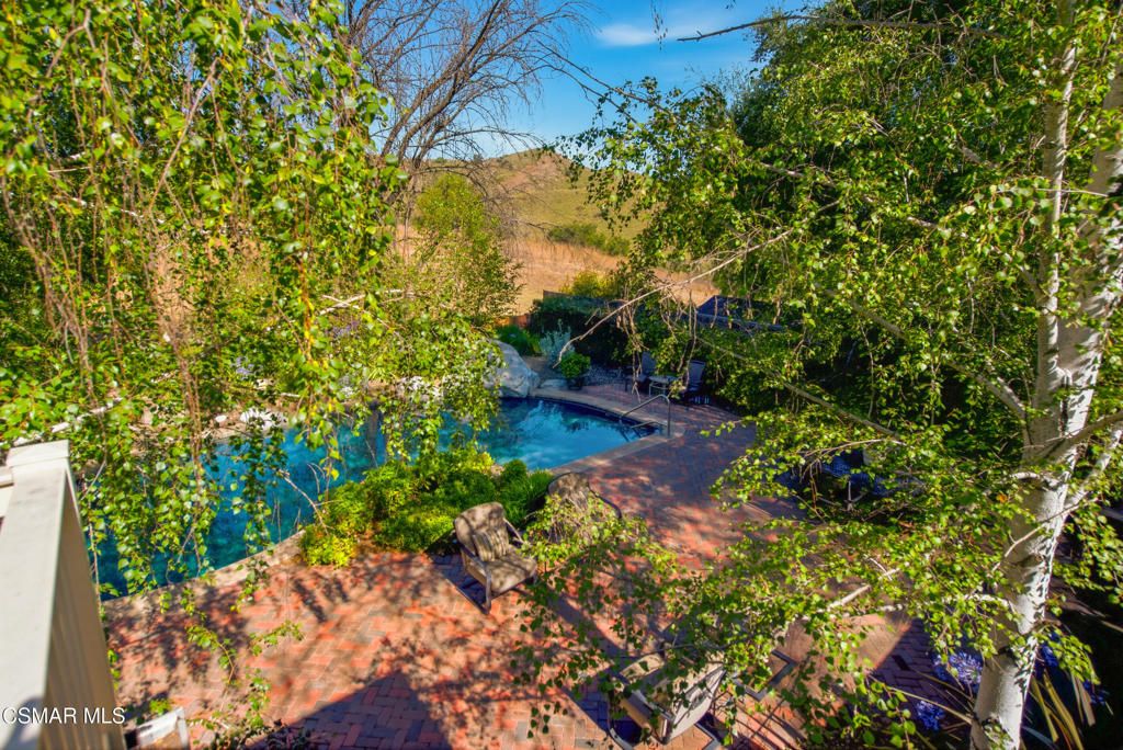 Image 67 of property listing at 5676 Colodny Drive, Agoura Hills, CA 91301