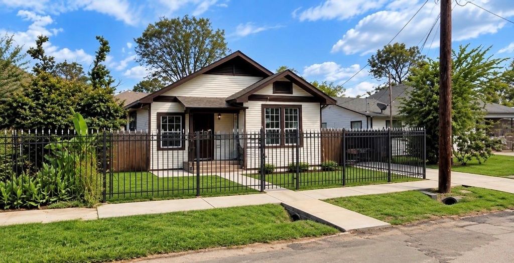2206 Stevens Street, Houston, TX 77026