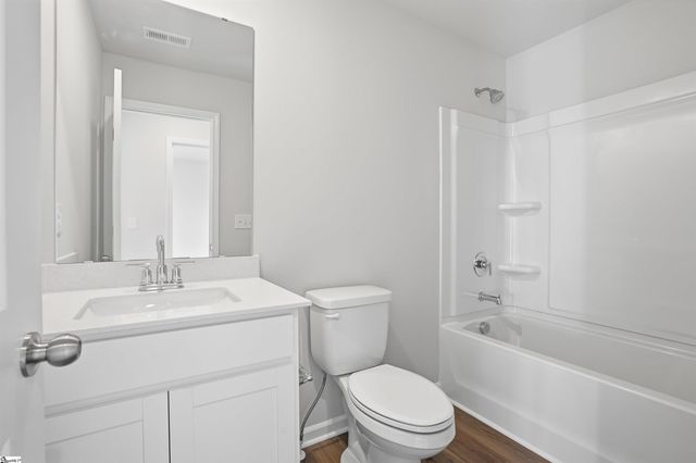 1394 Cattleman Acres Drive, Inman, SC 29349