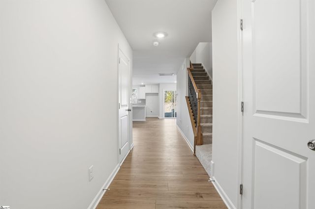 1394 Cattleman Acres Drive, Inman, SC 29349