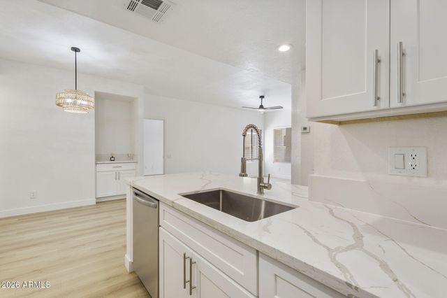 2035 S ELM Street 126, Tempe, AZ 85282