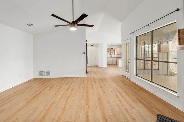 2205 Waterway BND, Austin, TX 78728