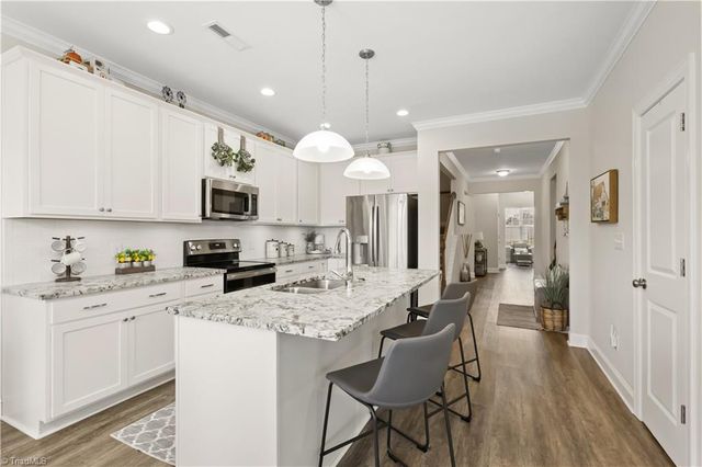 417 Mountain Grove Lane, Kernersville, NC 27284