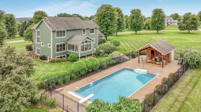 S8955 David Court, Eleva, WI 54738