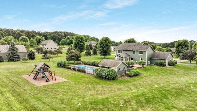 S8955 David Court, Eleva, WI 54738