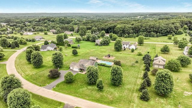 S8955 David Court, Eleva, WI 54738