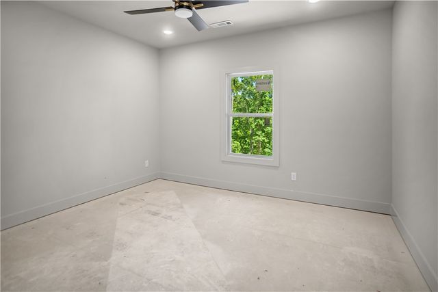 43 Hollow Way Drive, Bella Vista, AR 72715