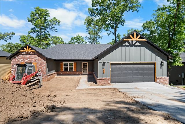 43 Hollow Way Drive, Bella Vista, AR 72715