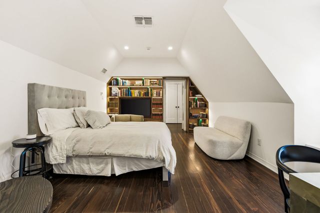 5336 Montrose Drive, Dallas, TX 75209