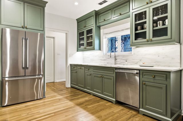 5336 Montrose Drive, Dallas, TX 75209