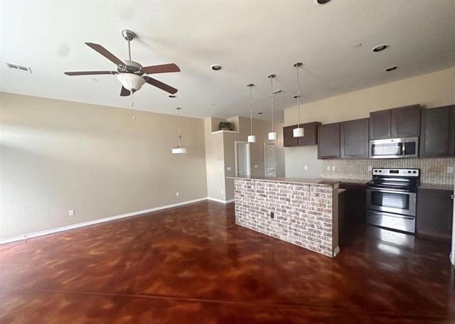 473 S Fretz Avenue, Edmond, OK 73003