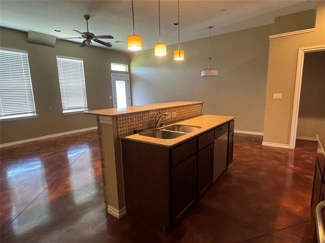 473 S Fretz Avenue, Edmond, OK 73003