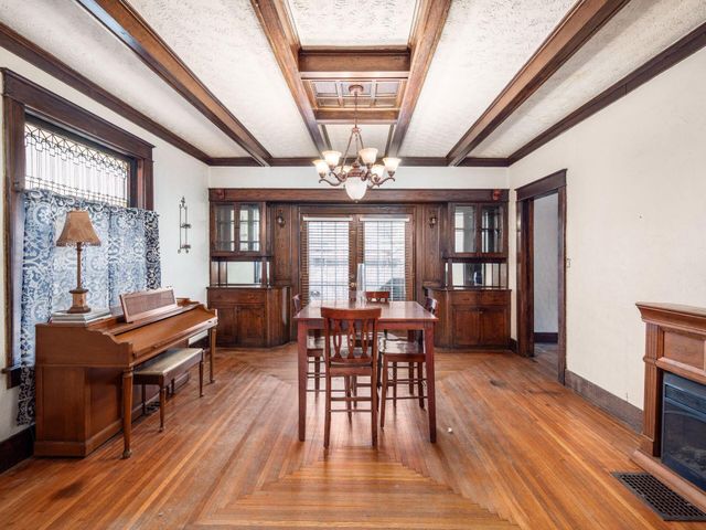 229 E Chillicothe Avenue, Bellefontaine, OH 43311