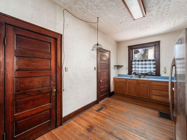 229 E Chillicothe Avenue, Bellefontaine, OH 43311