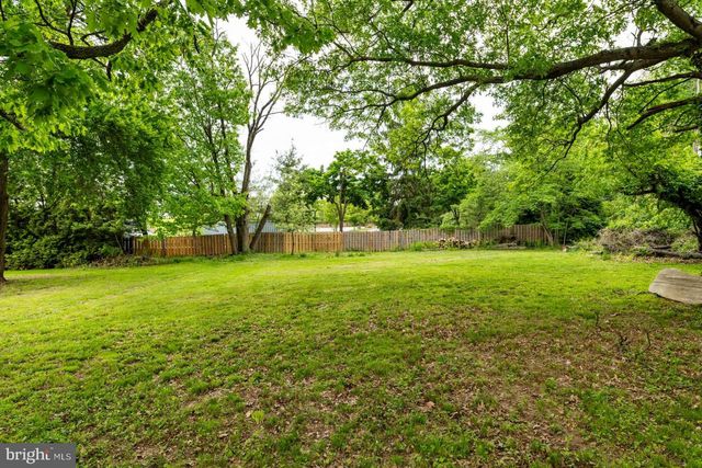 610 SAXER AVE, Springfield, PA 19064