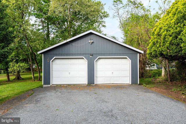 610 SAXER AVE, Springfield, PA 19064