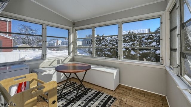 23 Sussex Rd, Clifton City, NJ 07012