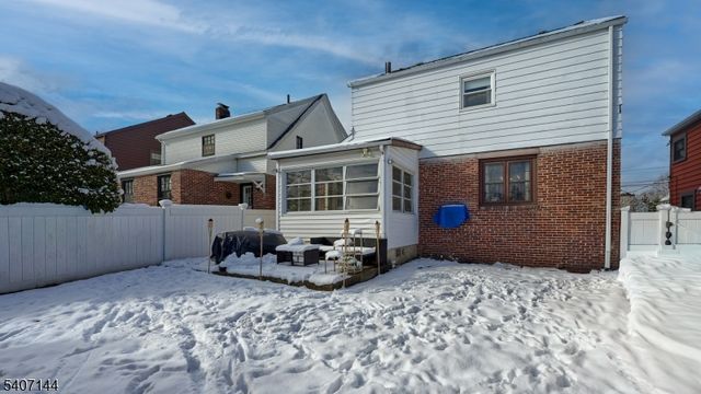23 Sussex Rd, Clifton City, NJ 07012
