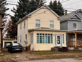 2716 RASPBERRY Street, Erie, PA 16508