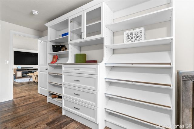 2629 Blooming Bud Lane, Kentwood, MI 49508