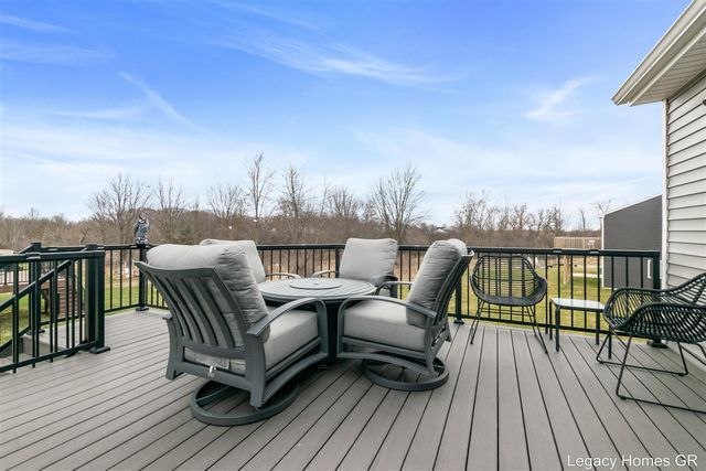 2629 Blooming Bud Lane, Kentwood, MI 49508