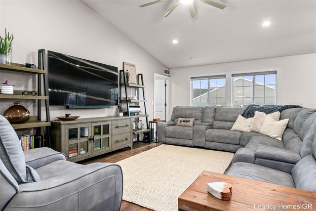 2629 Blooming Bud Lane, Kentwood, MI 49508