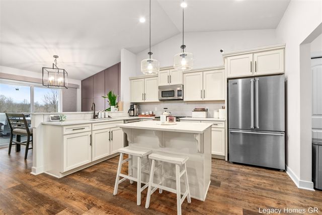 2629 Blooming Bud Lane, Kentwood, MI 49508