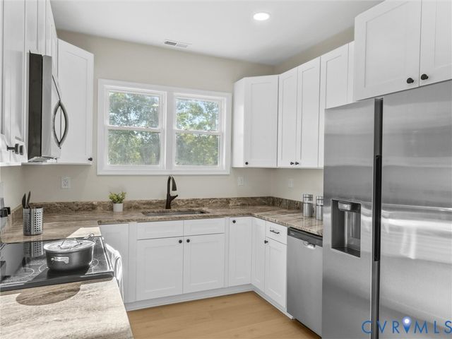 1340 School House Rd, Henrico, VA 23231