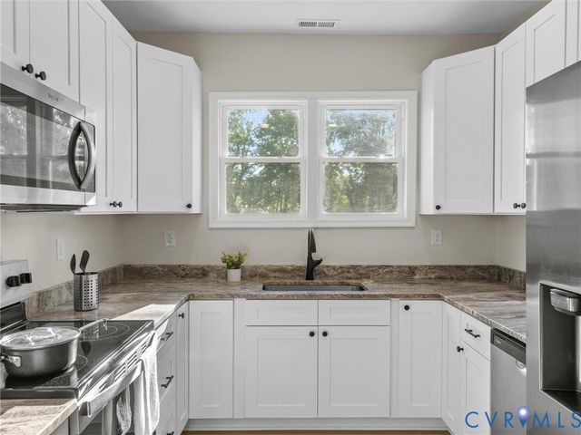 1340 School House Rd, Henrico, VA 23231
