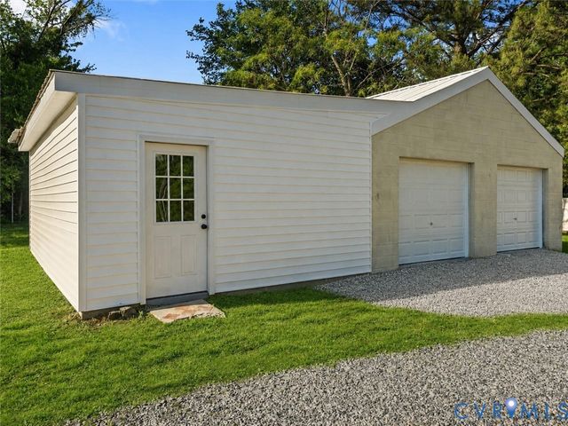 1340 School House Rd, Henrico, VA 23231