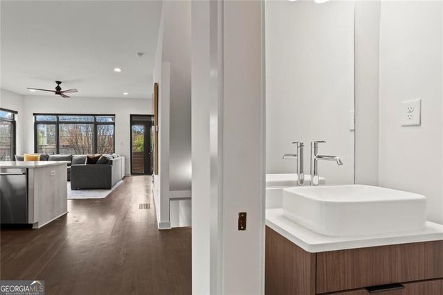 292 Gordon Avenue NE A, Atlanta, GA 30307