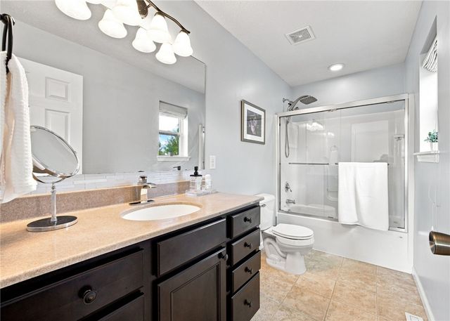 77 Rangers Court, Greece, NY 14612