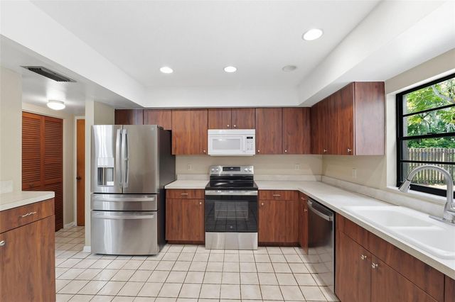 14728 TALL TREE DRIVE, Lutz, FL 33559