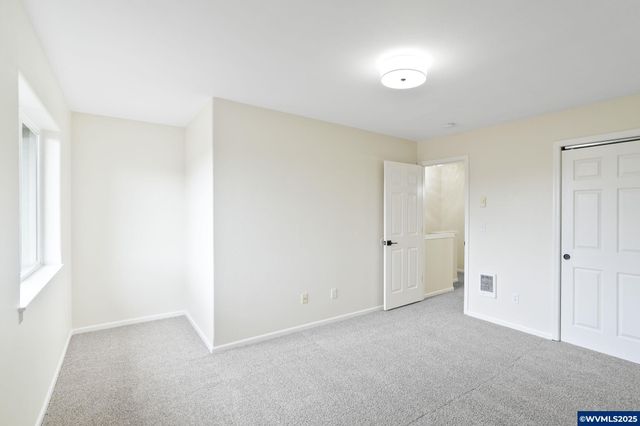 108 NE Powderhorn Dr, Corvallis, OR 97330