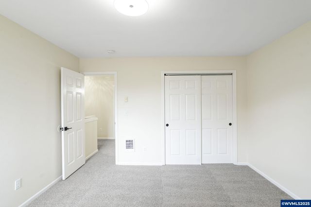 108 NE Powderhorn Dr, Corvallis, OR 97330